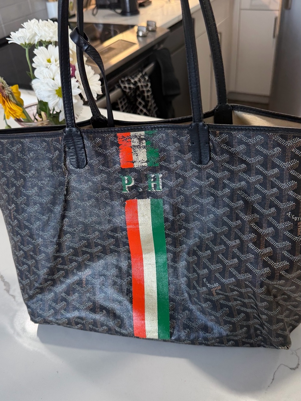 Authentic Goyard St Louis Tote Black with pouch - Picture 10 of 16